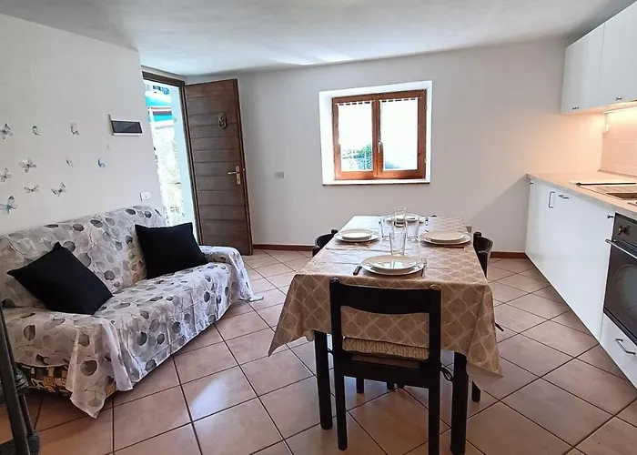 Casa Margherita - Larihome A30 * Gravedona