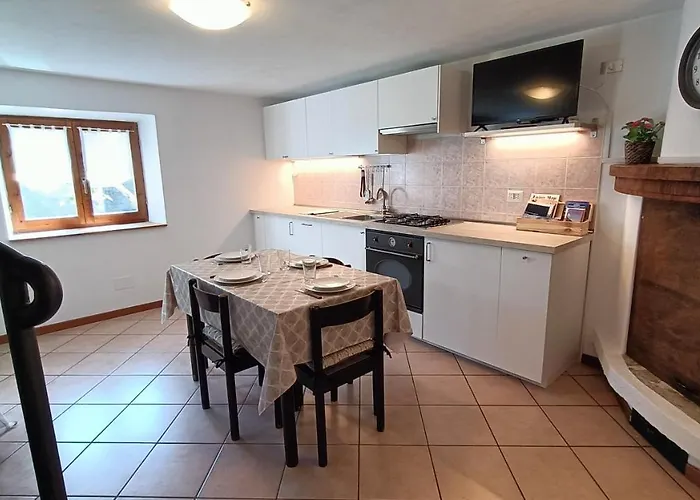 Casa Margherita - Larihome A30 Граведона
