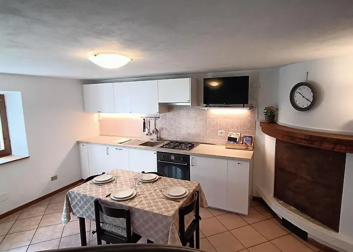 Casa Margherita - Larihome A30 Апартаменты *
